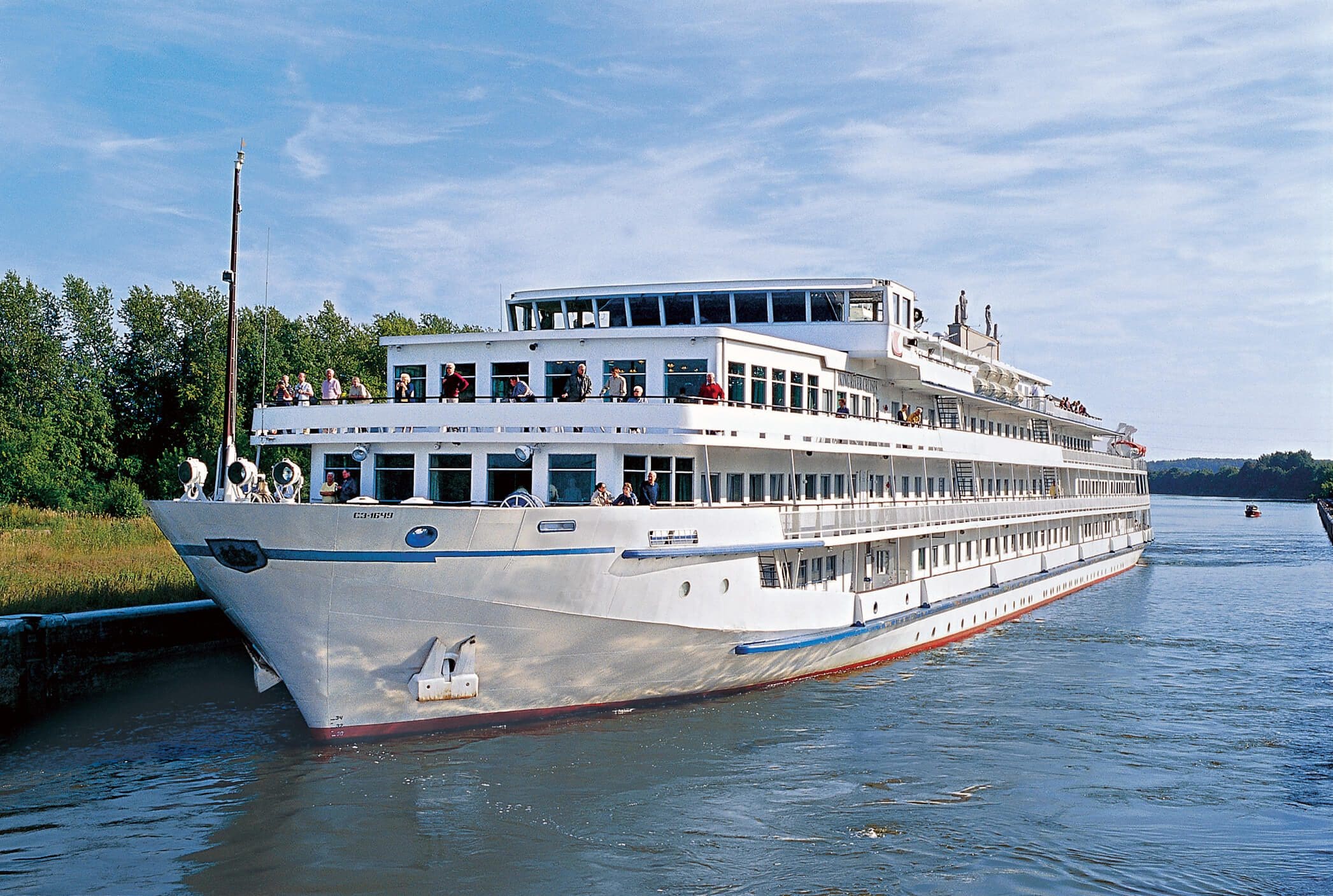 viking river cruise ship video