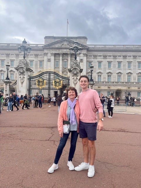 Fiona – Buckingham Palace